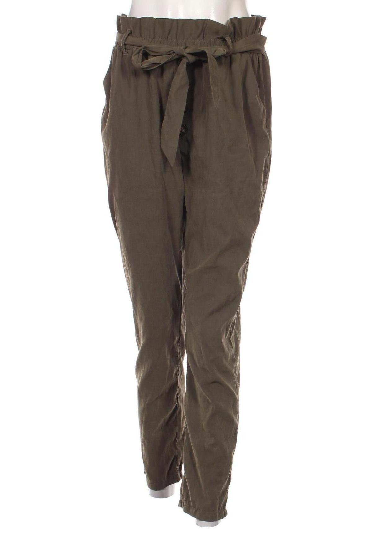 Дамски панталон Takko Fashion, Размер M, Цвят Зелен, Цена 11,60 лв.