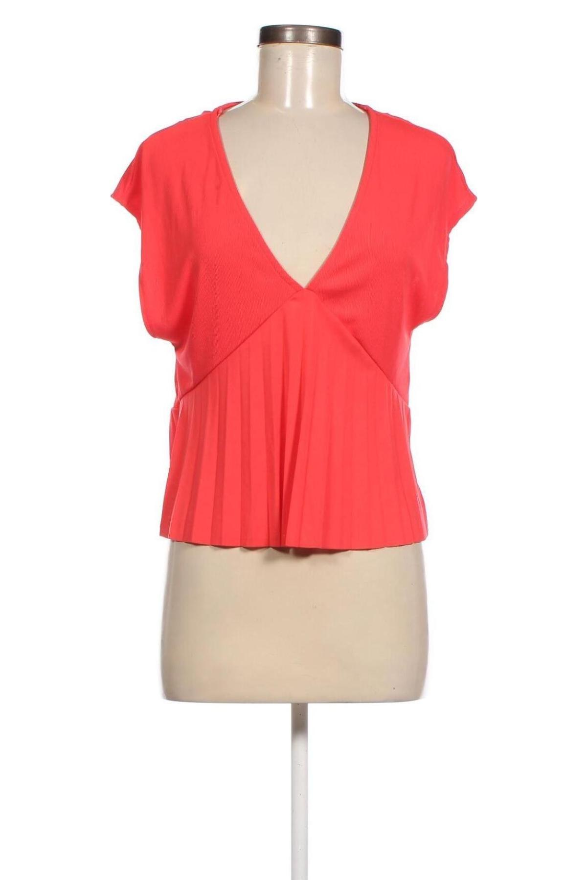 Tricou de damă Zara, Mărime S, Culoare Roșu, Preț 18,37 Lei