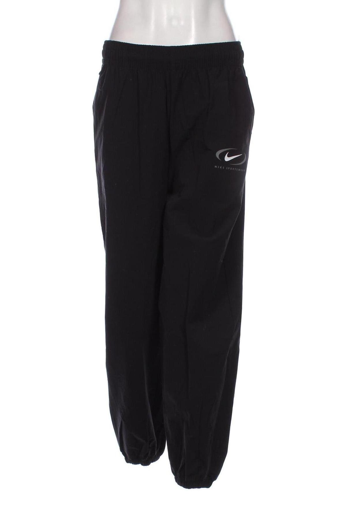 Γυναικείο αθλητικό παντελόνι Nike, Μέγεθος S, Χρώμα Μαύρο, Τιμή 26,37 €