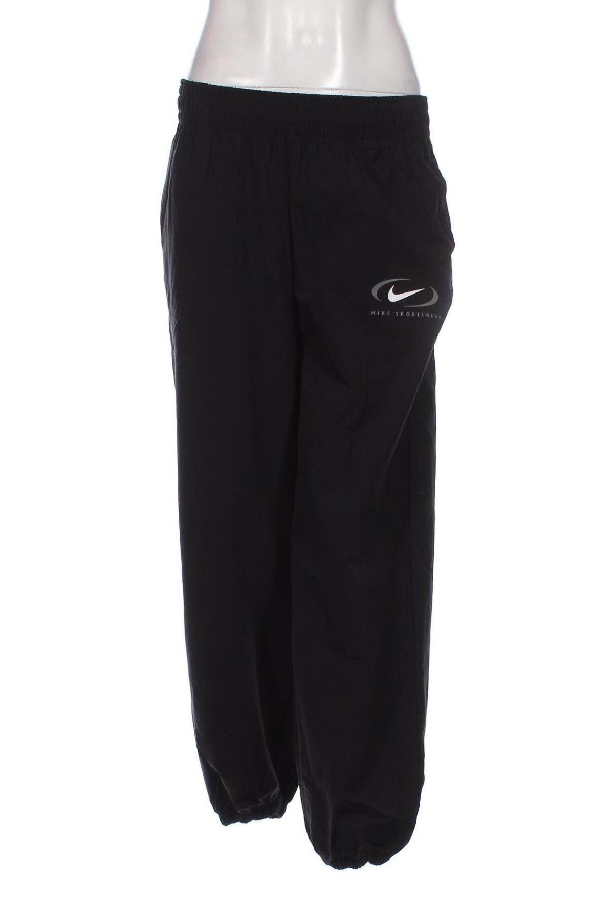 Pantaloni trening de femei Nike, Mărime S, Culoare Negru, Preț 305,92 Lei