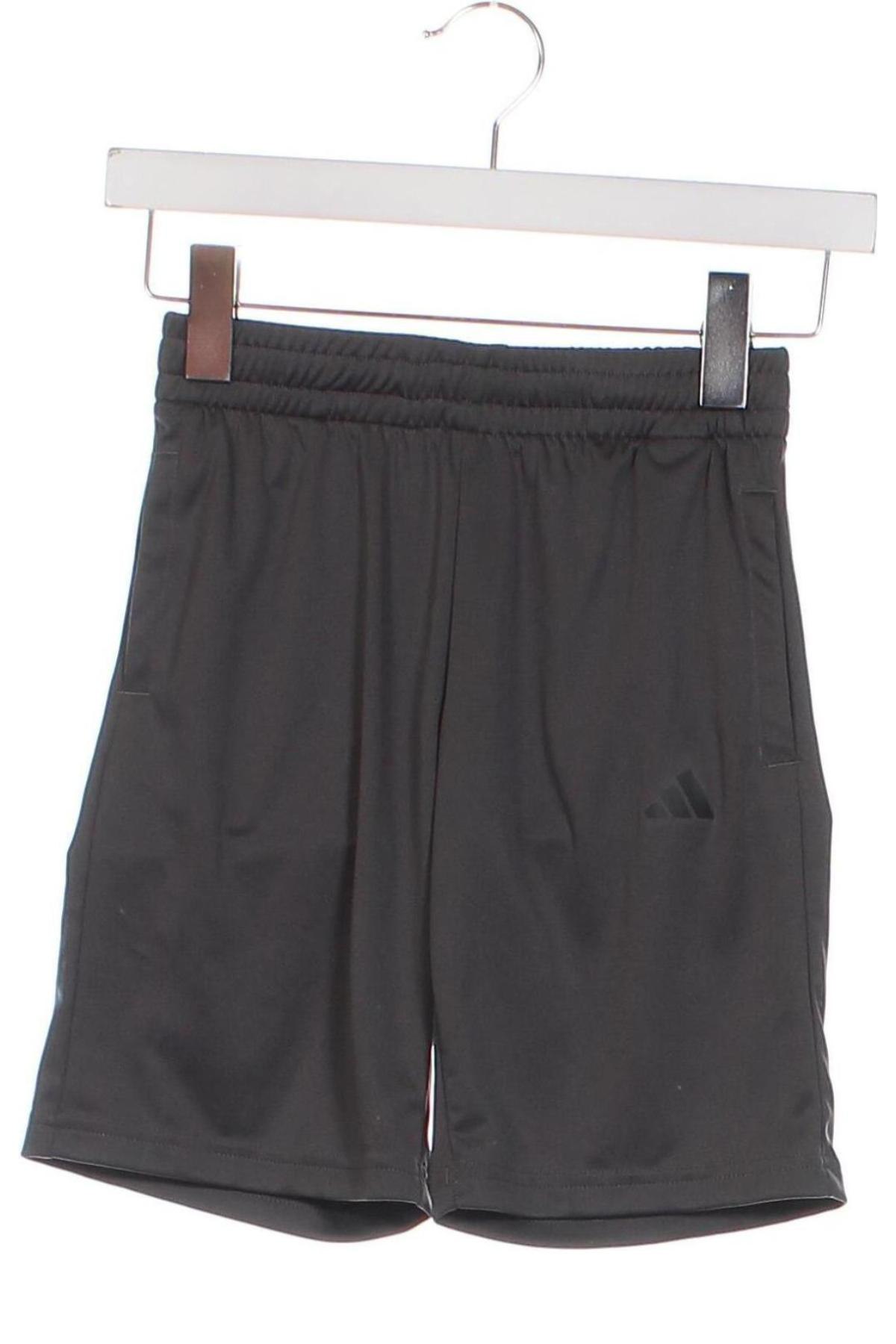 Pantaloni scurți pentru copii Adidas, Mărime 9-10y/ 140-146 cm, Culoare Gri, Preț 128,95 Lei