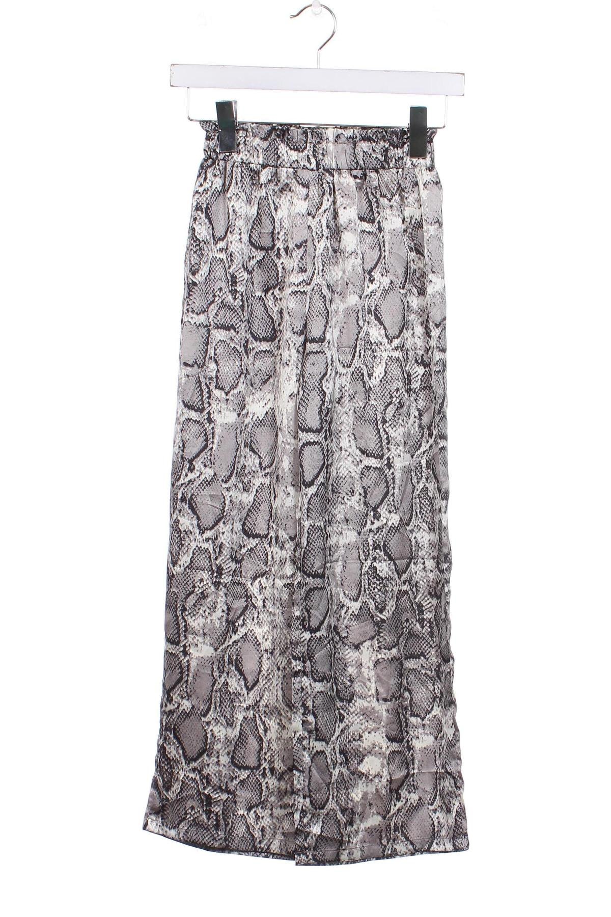 Παιδικό παντελόνι SHEIN, Μέγεθος 8-9y/ 134-140 εκ., Χρώμα Πολύχρωμο, Τιμή 6,75 €