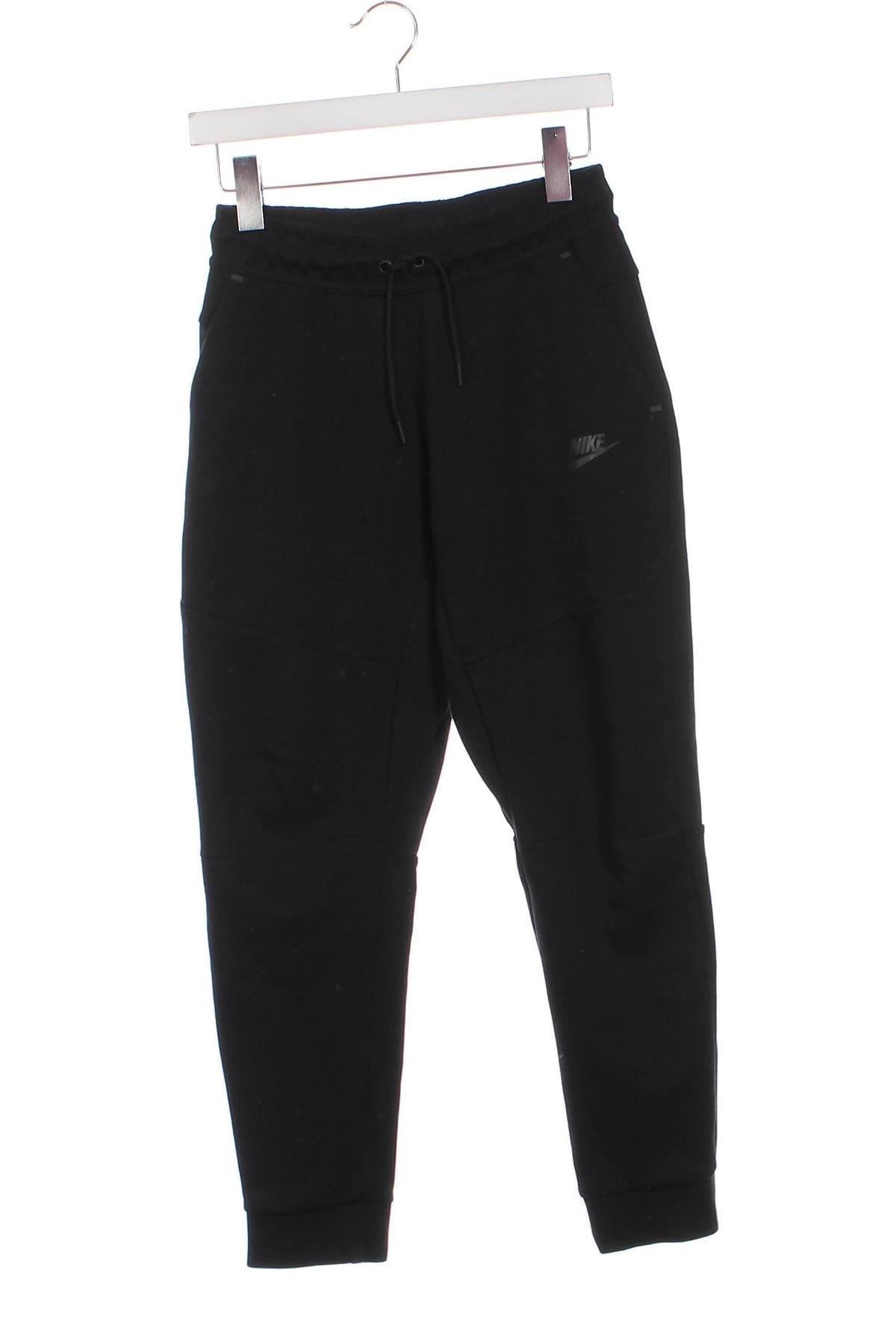 Kinder Sporthose Nike, Größe 10-11y/ 146-152 cm, Farbe Schwarz, Preis 38,14 €