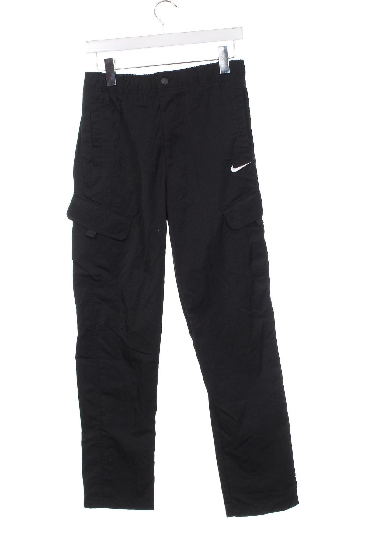 Детско спортно долнище Nike, Размер 12-13y/ 158-164 см, Цвят Черен, Цена 69,00 лв.