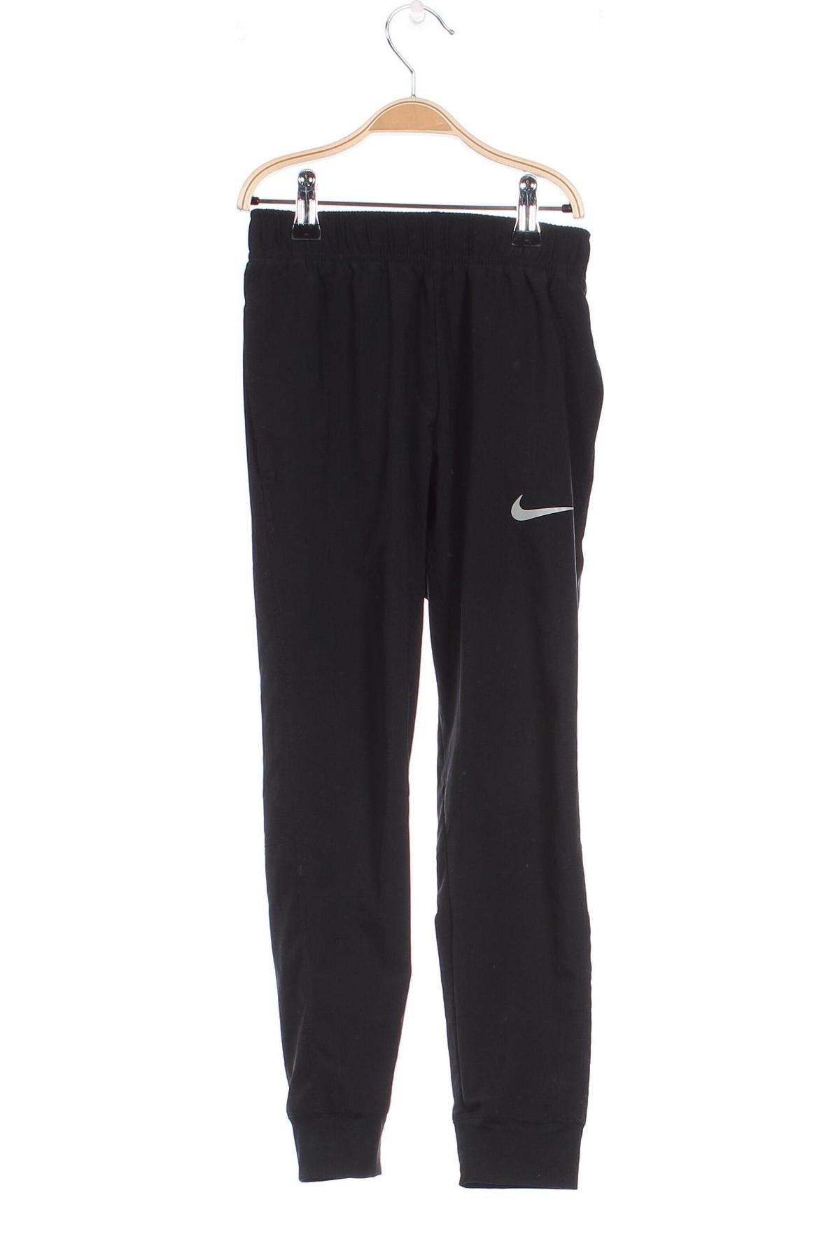 Detské tepláky Nike, Veľkosť 6-7y/ 122-128 cm, Farba Čierna, Cena  9,82 €