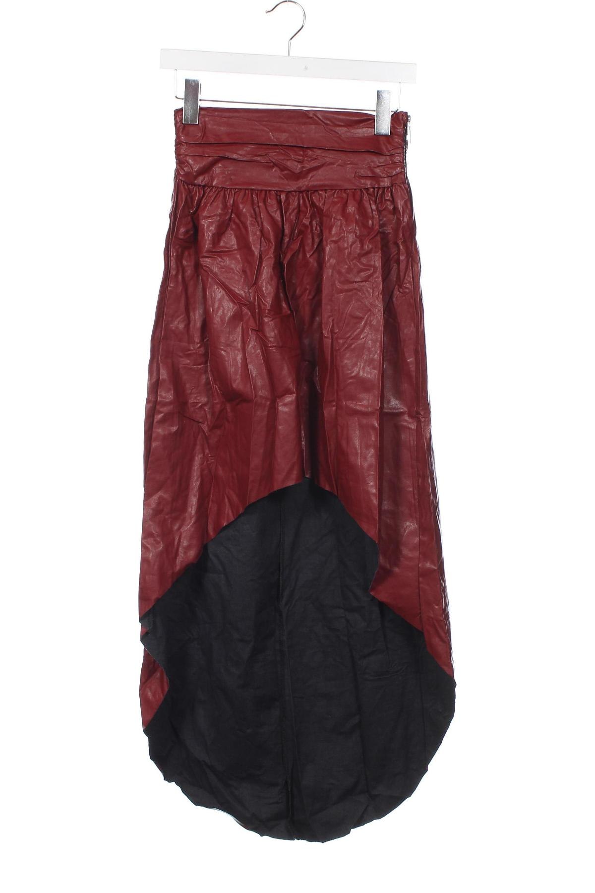 Kožená sukně , Velikost XS, Barva Červená, Cena  260,00 Kč