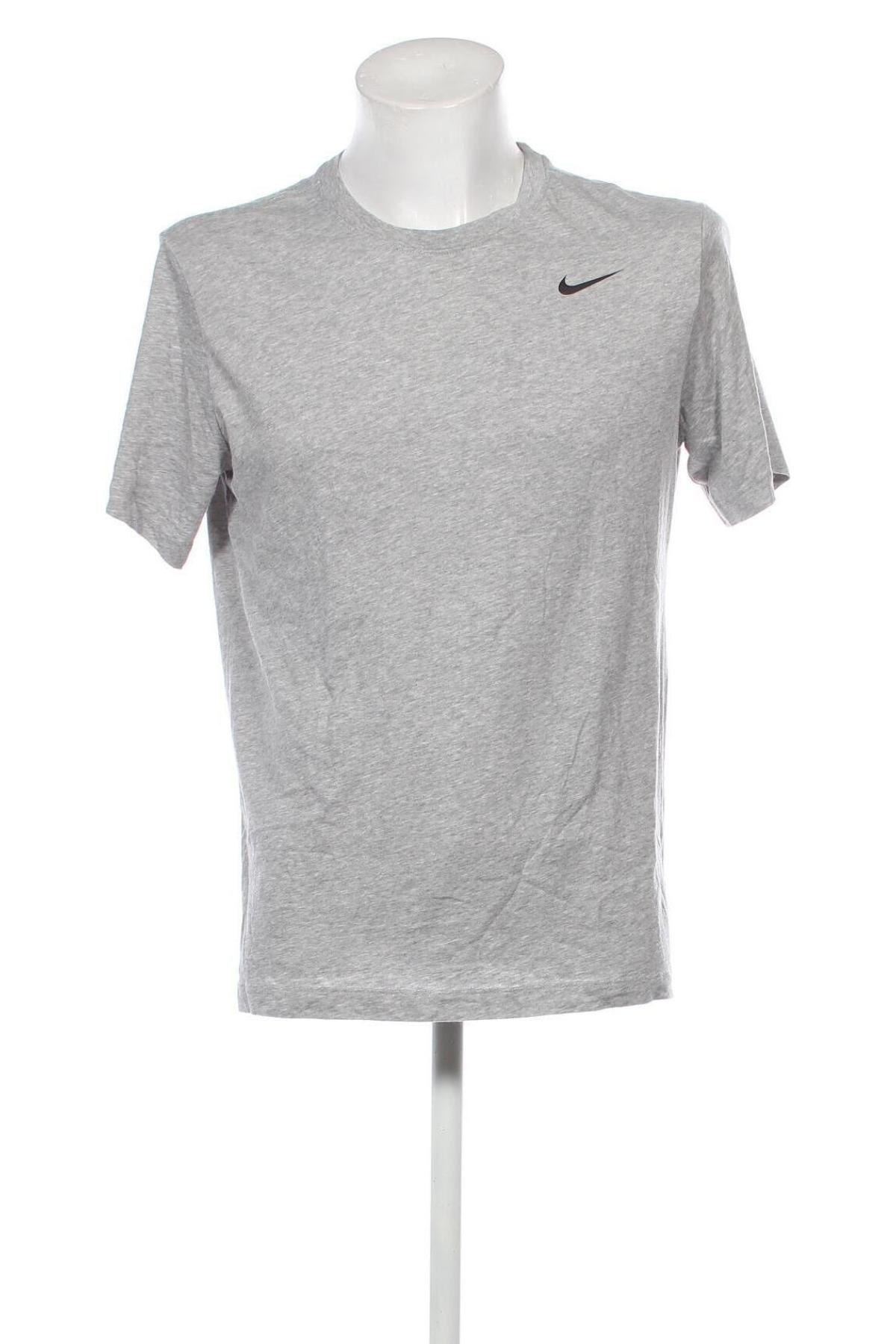 Tricou de bărbați Nike, Mărime M, Culoare Gri, Preț 193,75 Lei