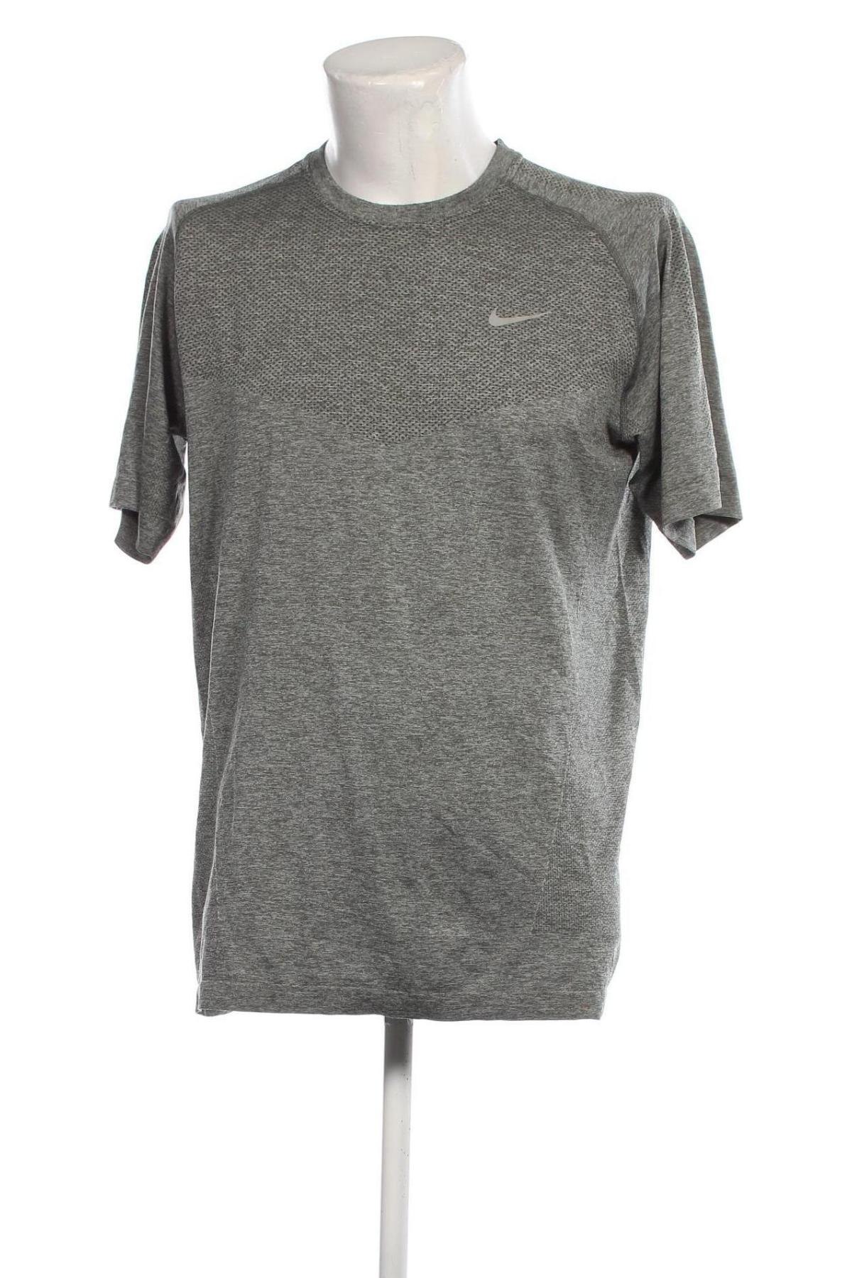 Herren T-Shirt Nike, Größe XL, Farbe Grün, Preis € 18,79