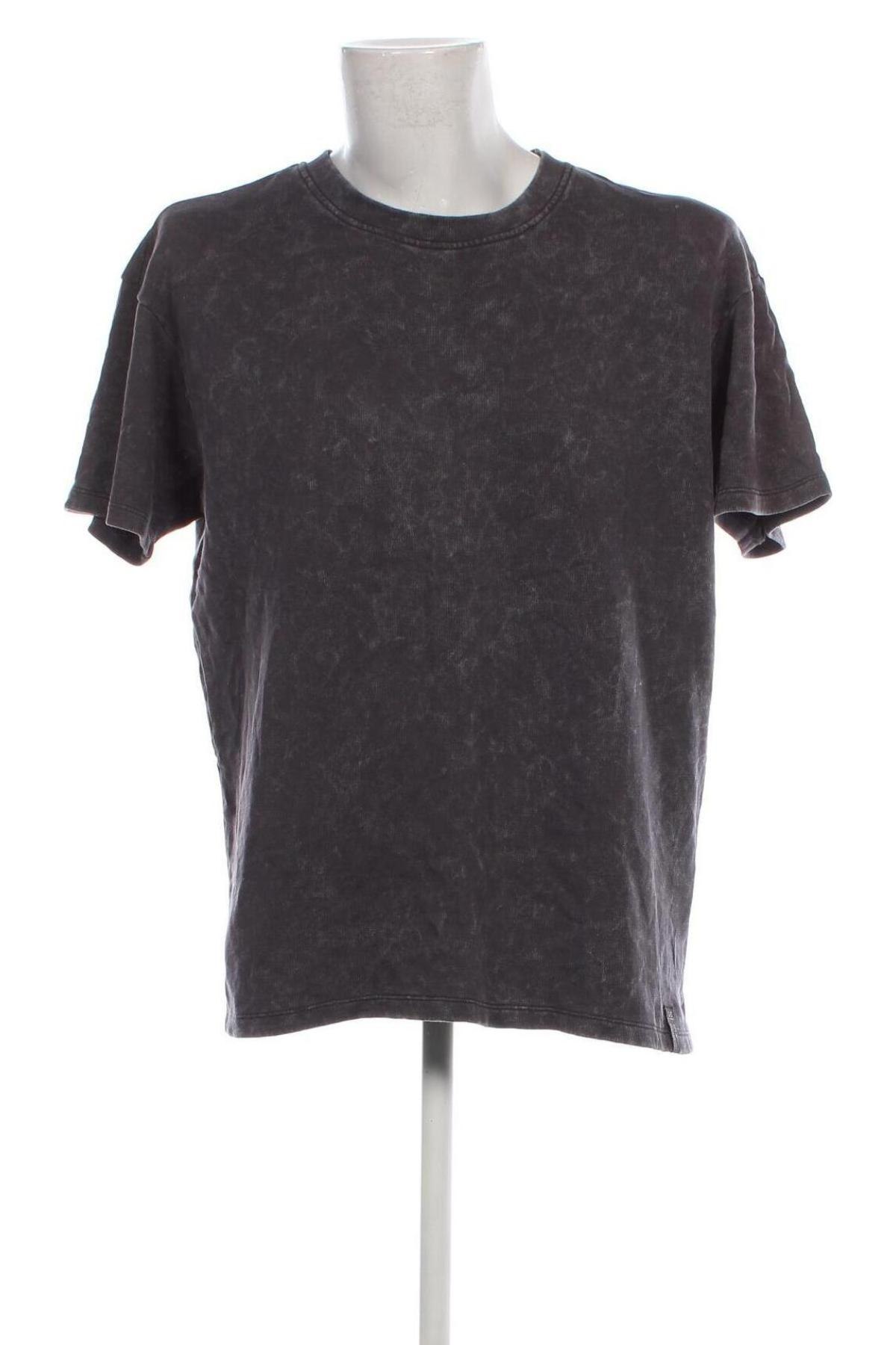 Herren T-Shirt Q/S by S.Oliver, Größe L, Farbe Grau, Preis € 9,74