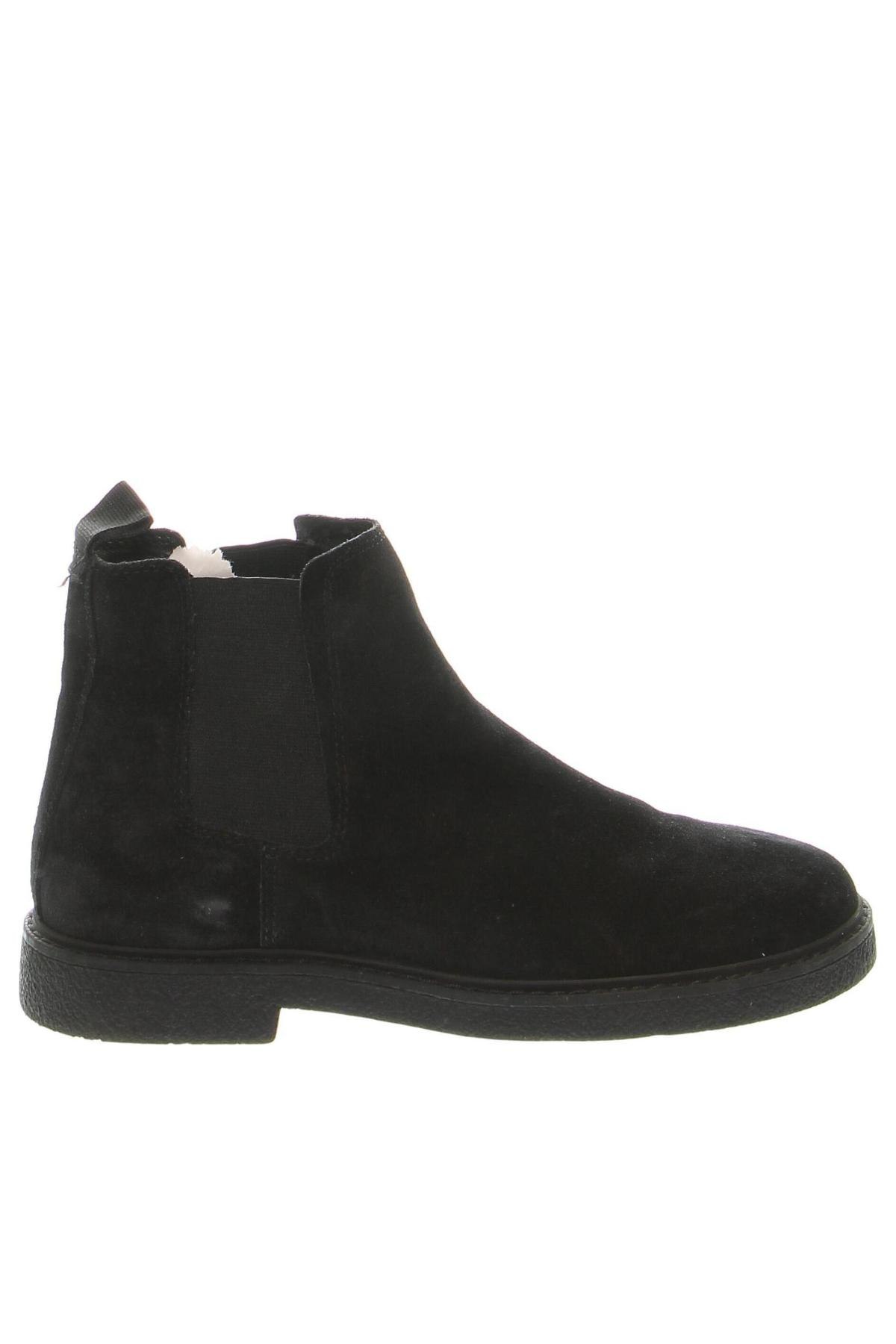 Herrenschuhe Pull&Bear, Größe 40, Farbe Schwarz, Preis 56,34 €