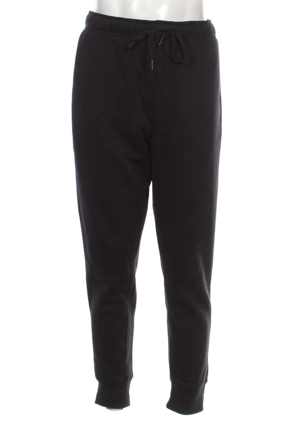 Мъжко спортно долнище Calvin Klein, Размер XL, Цвят Черен, Цена 120,40 лв.