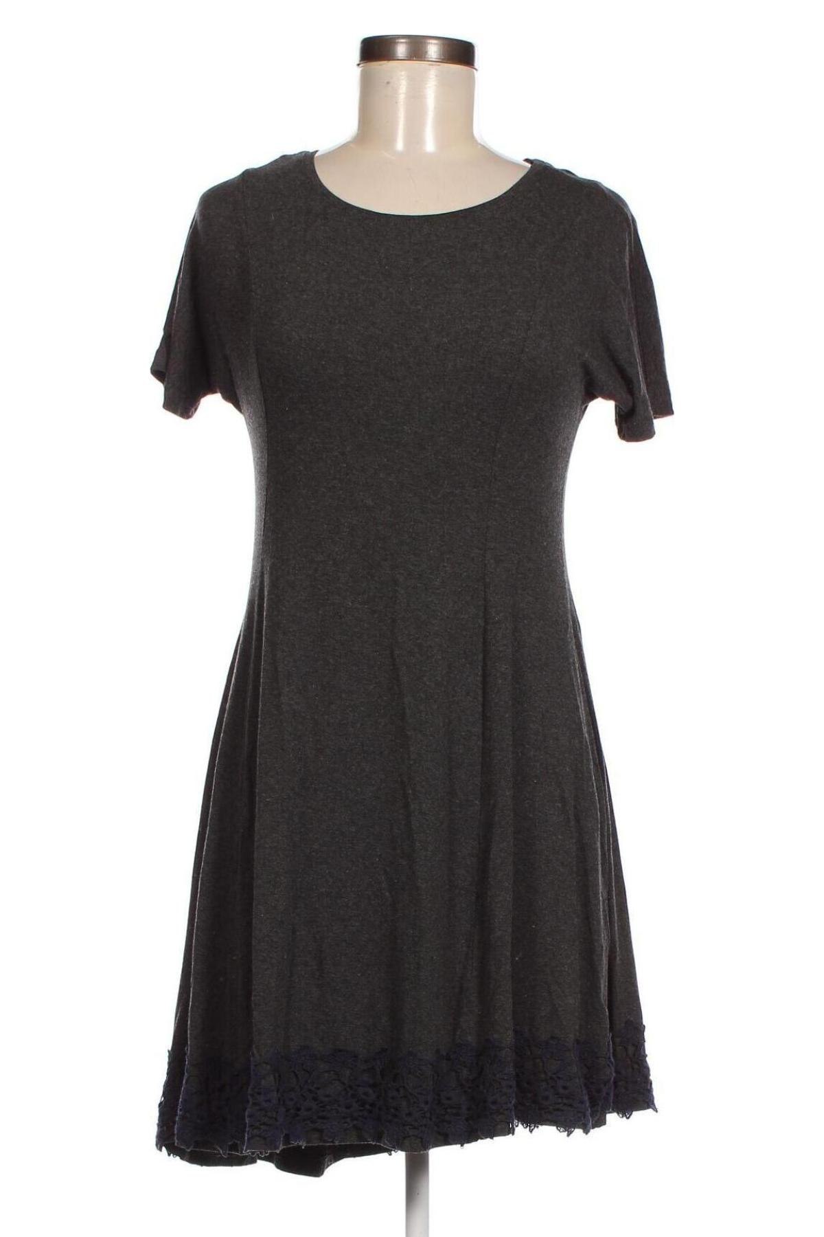 Kleid, Größe M, Farbe Grau, Preis 7,60 €