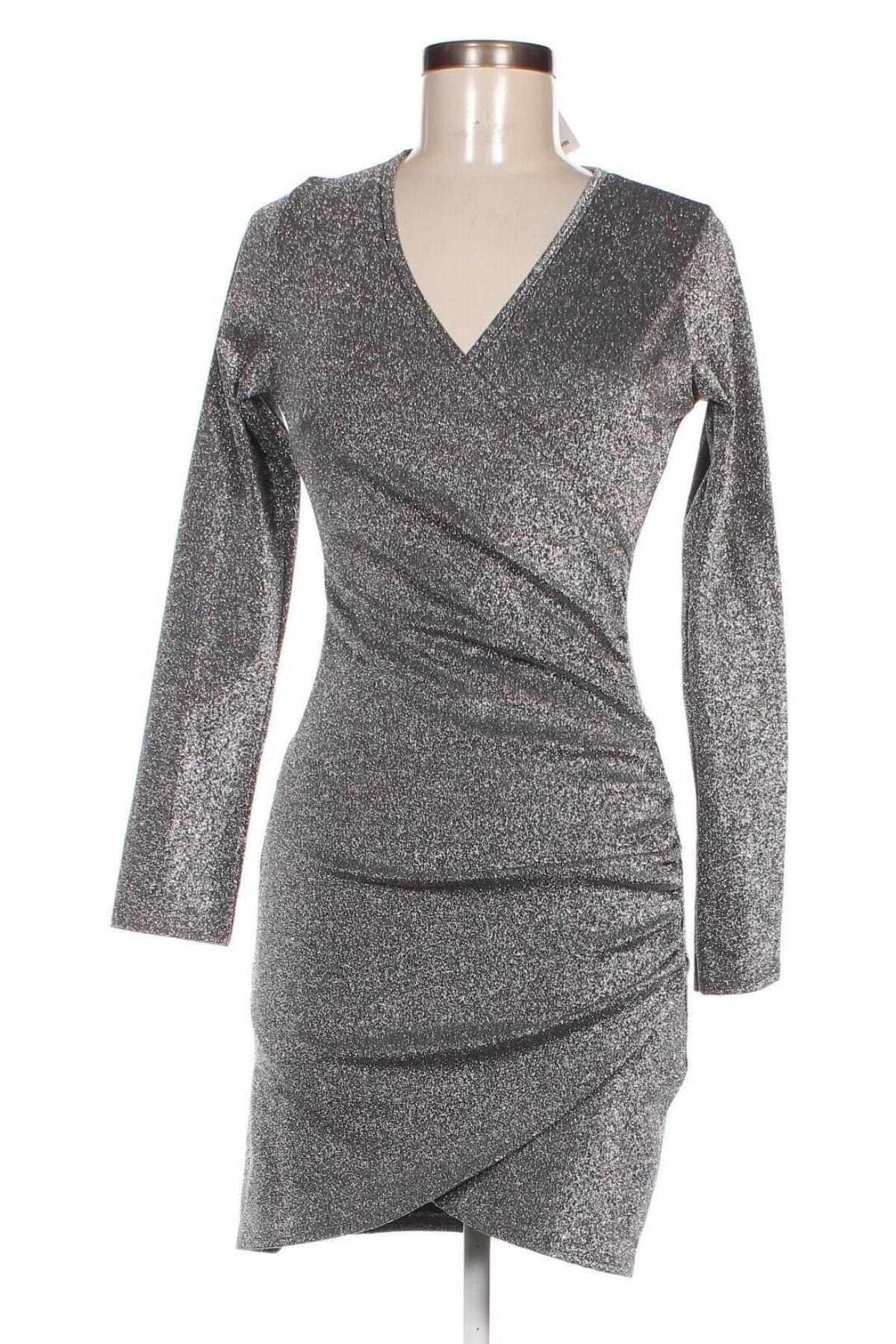 Kleid, Größe M, Farbe Silber, Preis € 20,18