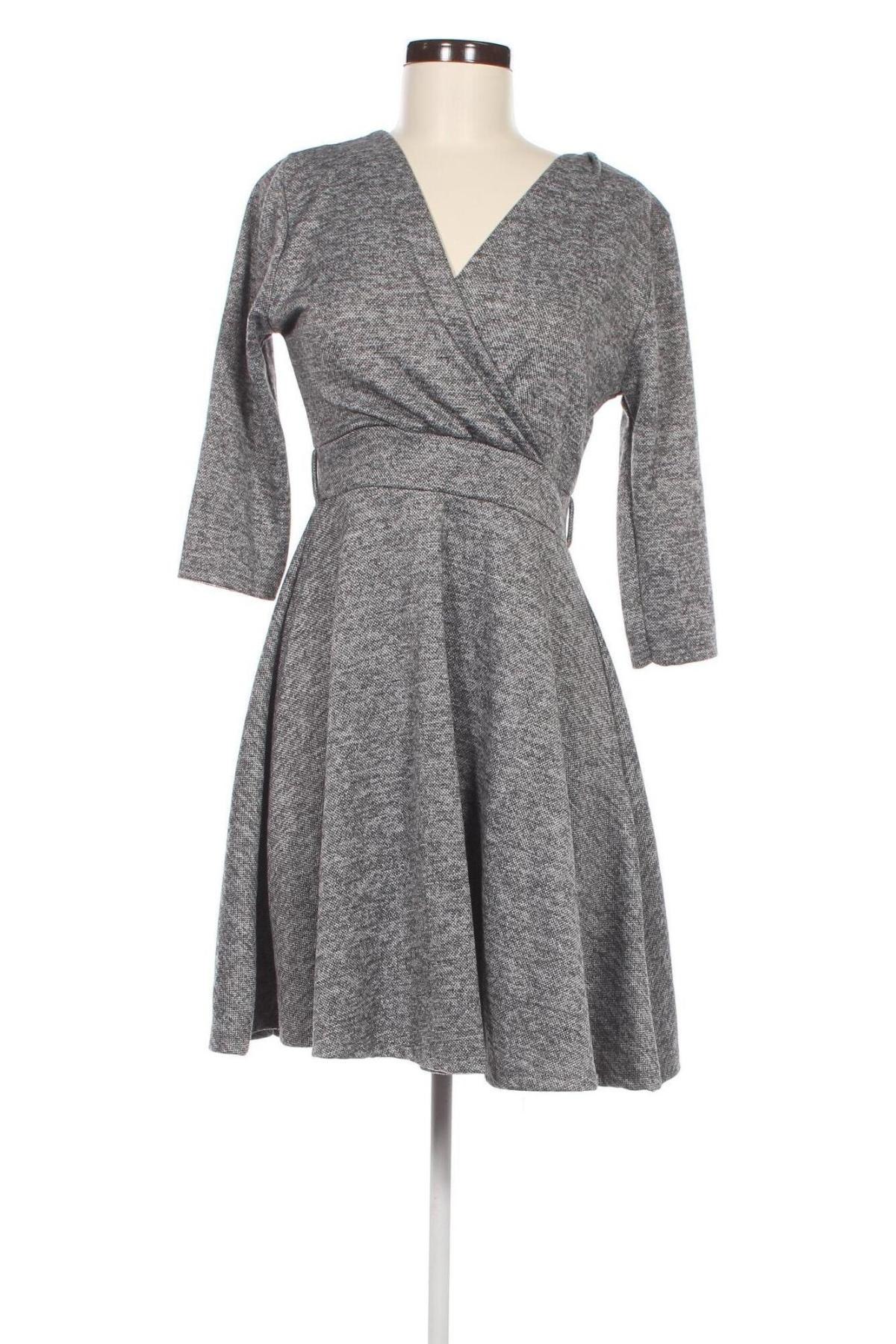 Kleid Colloseum, Größe M, Farbe Grau, Preis 10,09 €