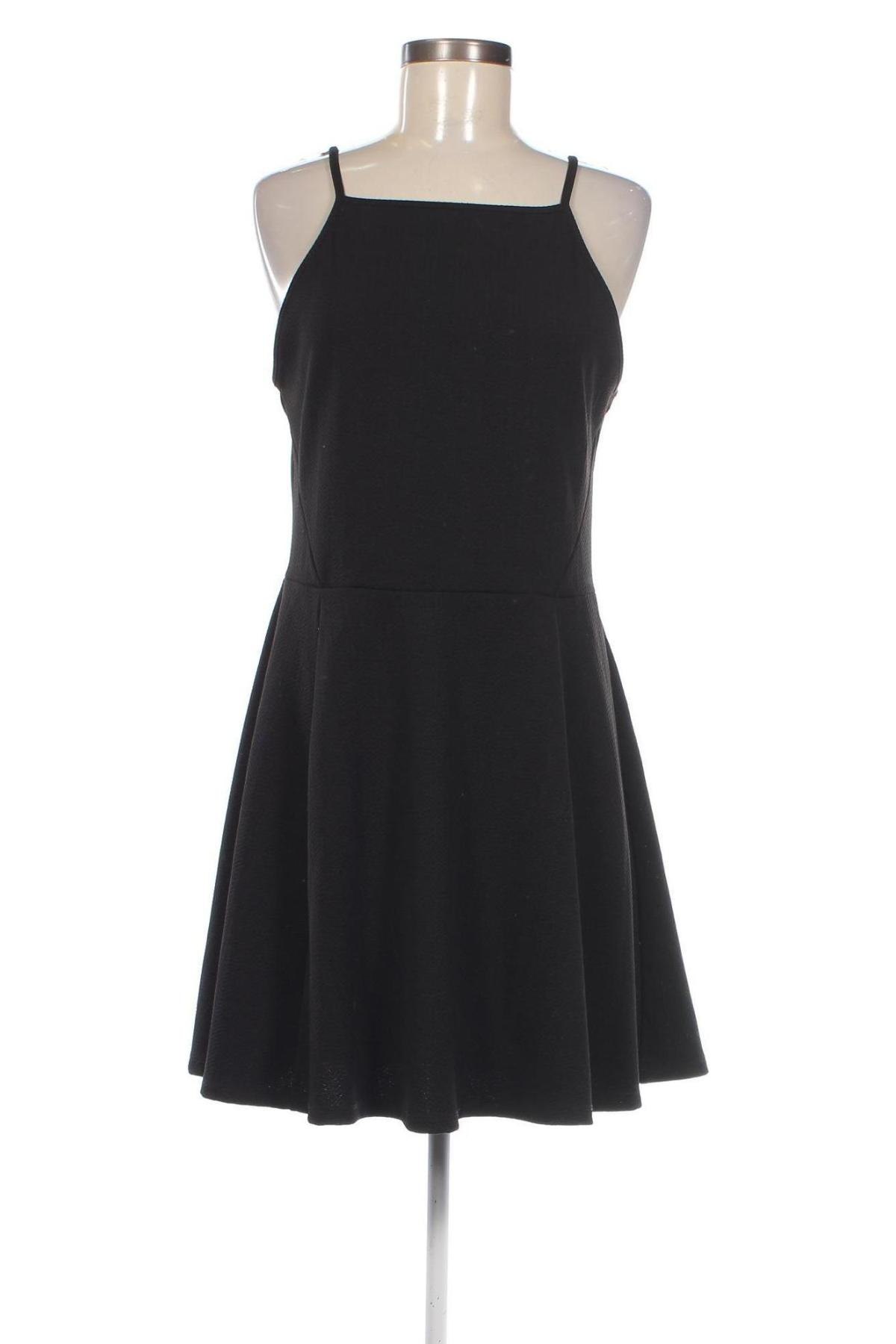 Kleid H&M Divided, Größe XL, Farbe Schwarz, Preis 9,00 €