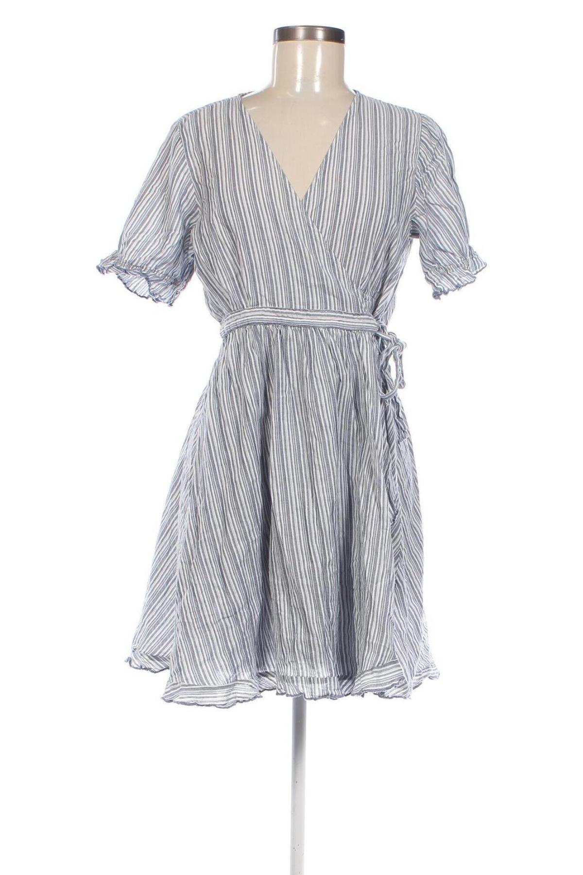 Kleid H&M L.O.G.G., Größe M, Farbe Mehrfarbig, Preis € 8,90