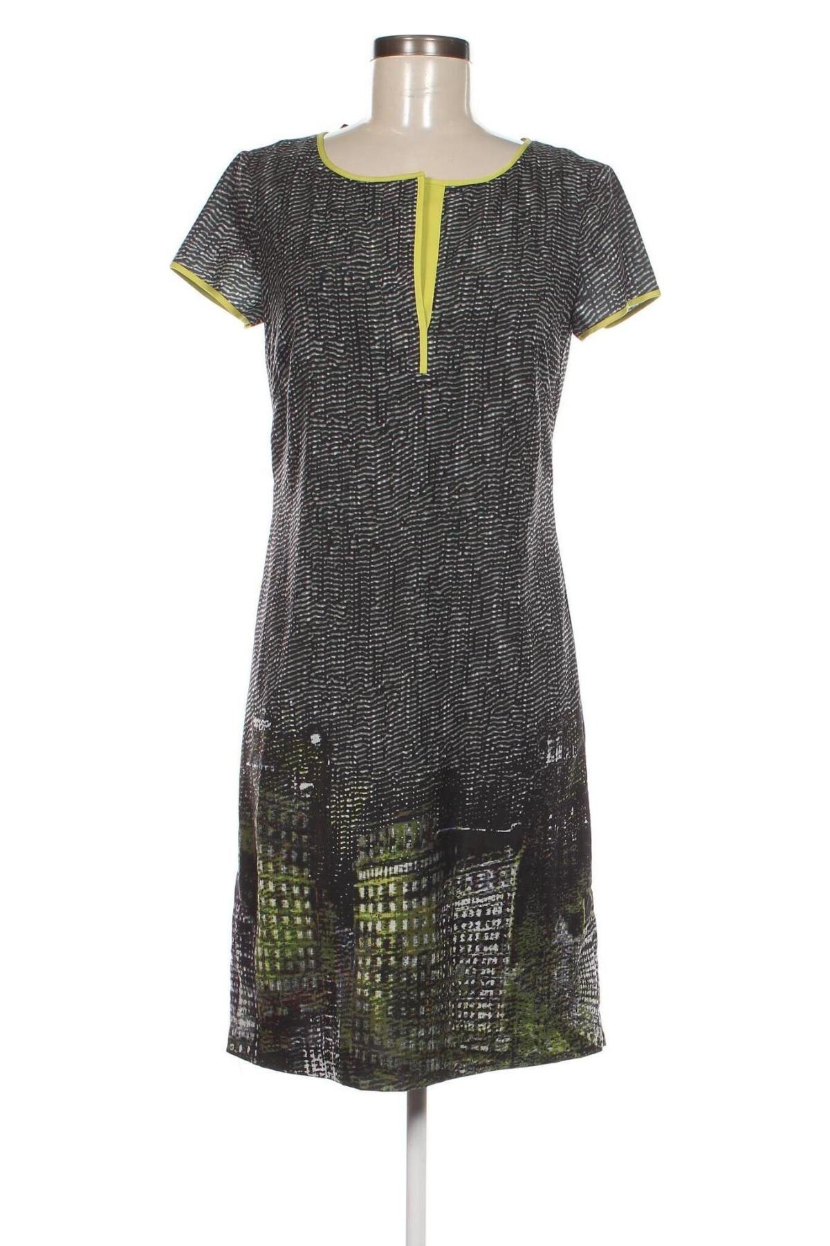 Šaty  S.Oliver, Velikost S, Barva Vícebarevné, Cena  1 039,00 Kč