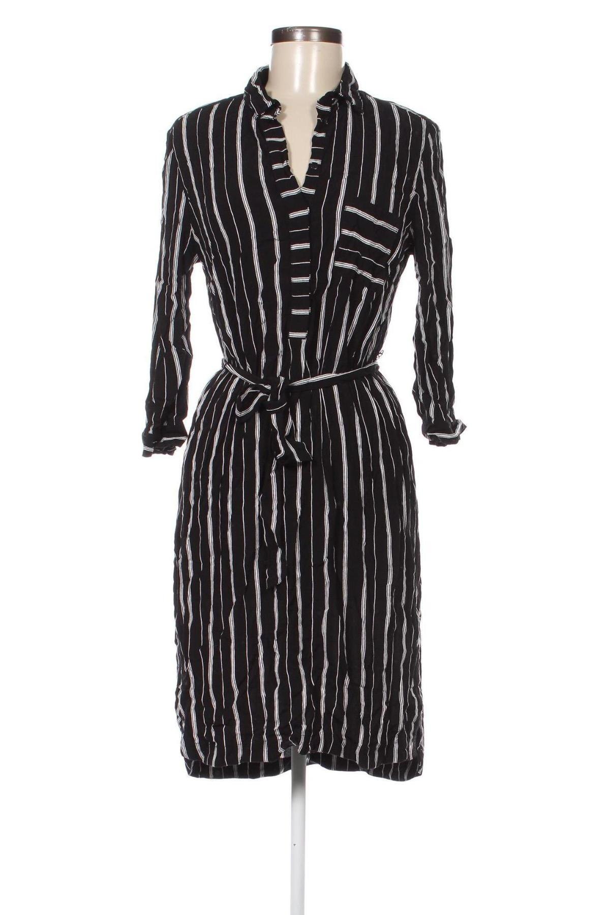 Šaty  S.Oliver Black Label, Velikost M, Barva Černá, Cena  654,00 Kč