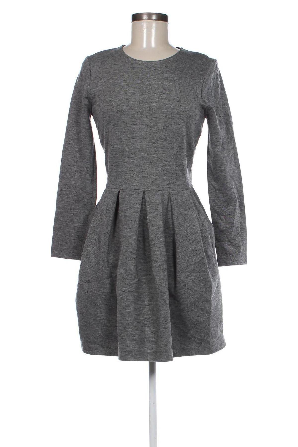 Kleid Talula, Größe S, Farbe Grau, Preis 5,99 €