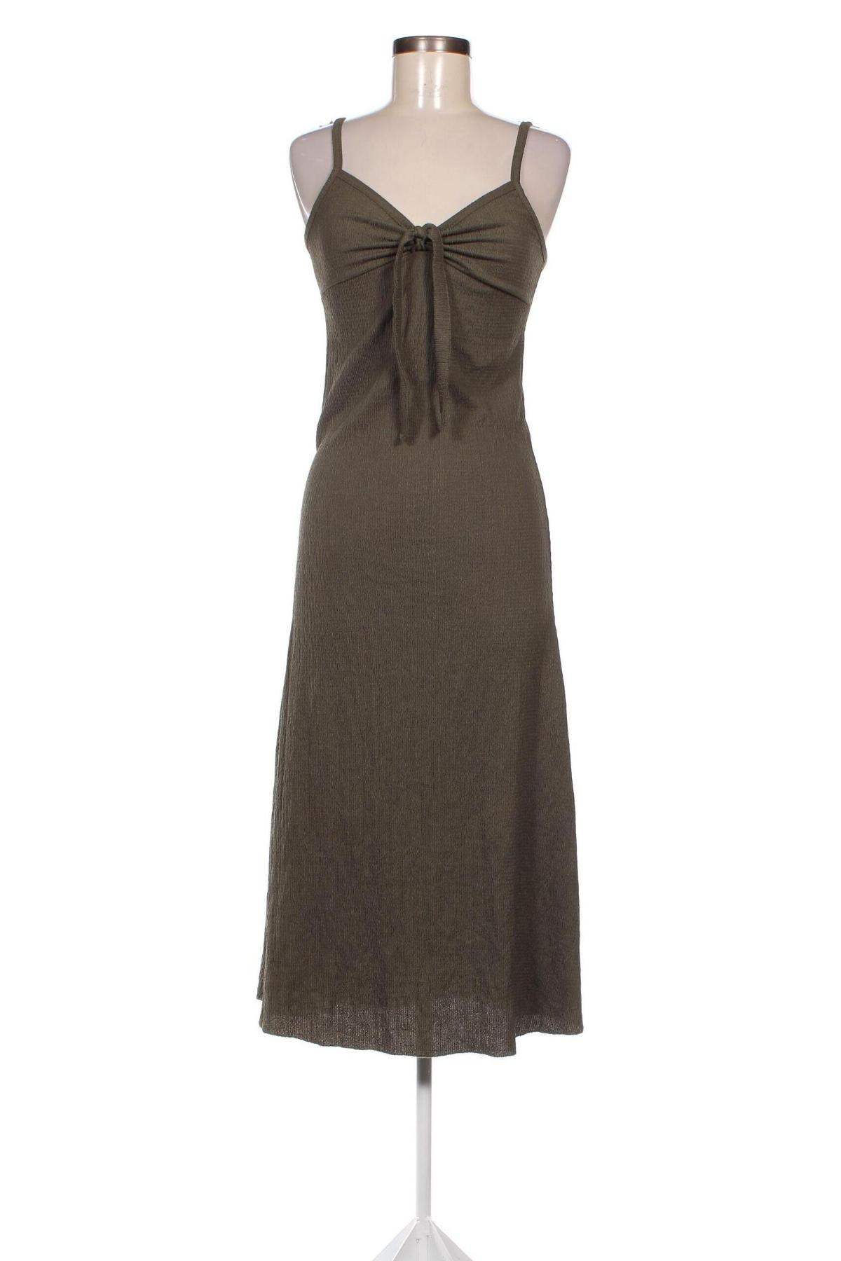 Kleid Trendyol, Größe M, Farbe Grün, Preis 19,04 €
