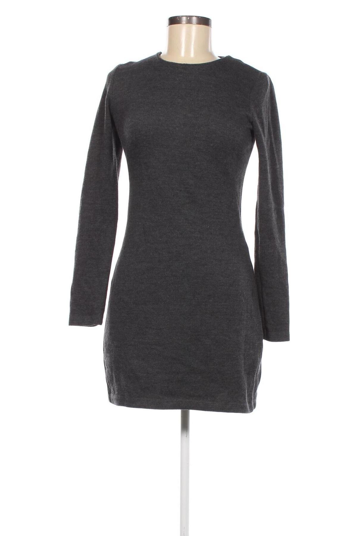 Kleid Zara, Größe M, Farbe Grau, Preis € 11,09