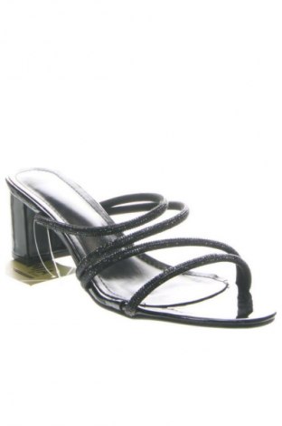 Papuci Mia, Mărime 40, Culoare Negru, Preț 236,66 Lei