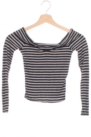 Damen Shirt Bershka, Größe XS, Farbe Mehrfarbig, Preis € 10,00