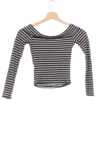 Damen Shirt Bershka, Größe XS, Farbe Mehrfarbig, Preis € 10,00