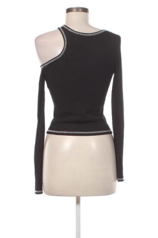 Damen Shirt Bershka, Größe M, Farbe Schwarz, Preis 13,99 €