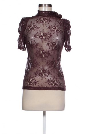 Damen Shirt Bershka, Größe S, Farbe Rot, Preis 9,74 €