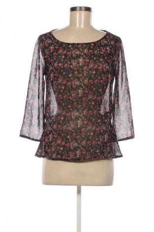 Damen Shirt Bershka, Größe M, Farbe Mehrfarbig, Preis 8,99 €