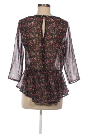 Damen Shirt Bershka, Größe M, Farbe Mehrfarbig, Preis 8,99 €