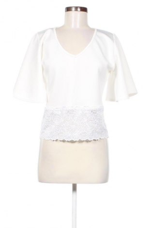 Damen Shirt Boohoo, Größe M, Farbe Weiß, Preis 10,00 €