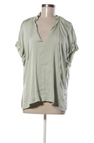 Damen Shirt By Malene Birger, Größe M, Farbe Grün, Preis € 80,99