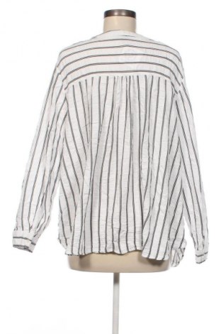 Damen Shirt C&A, Größe 5XL, Farbe Mehrfarbig, Preis 13,99 €