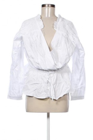 Damen Shirt Fashion nova, Größe XXL, Farbe Weiß, Preis 21,99 €