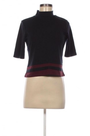 Damen Shirt Gina Tricot, Größe M, Farbe Schwarz, Preis 10,23 €