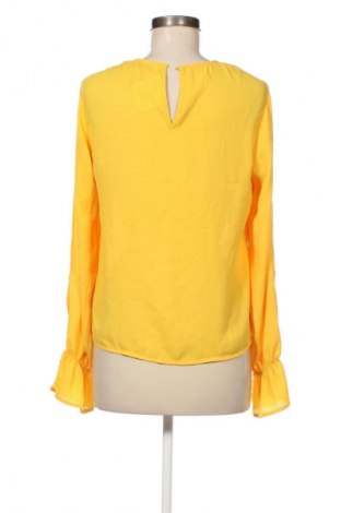 Bluză de femei Gina Tricot, Mărime M, Culoare Galben, Preț 67,99 Lei