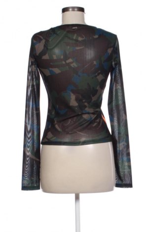 Bluzka damska Guess, Rozmiar S, Kolor Kolorowy, Cena 231,45 zł