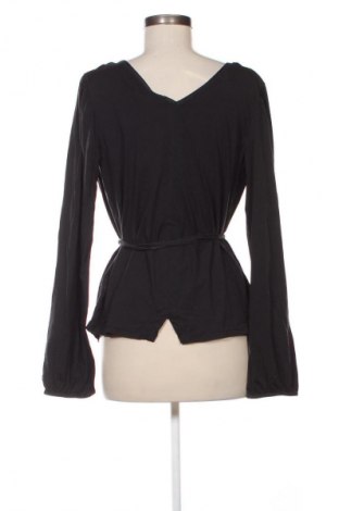 Bluză de femei Nike, Mărime M, Culoare Negru, Preț 367,99 Lei