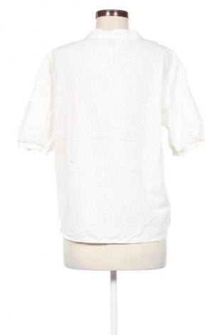 Damen Shirt SHEIN, Größe M, Farbe Weiß, Preis 9,72 €