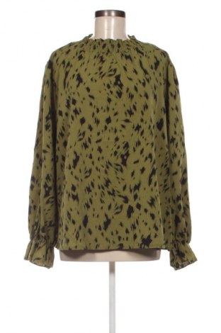 Bluzka damska SHEIN, Rozmiar 3XL, Kolor Kolorowy, Cena 62,99 zł