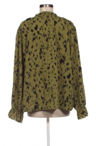 Bluzka damska SHEIN, Rozmiar 3XL, Kolor Kolorowy, Cena 62,99 zł