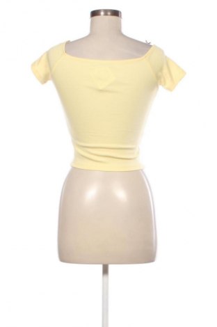 Damen Shirt Sinsay, Größe M, Farbe Gelb, Preis 10,11 €