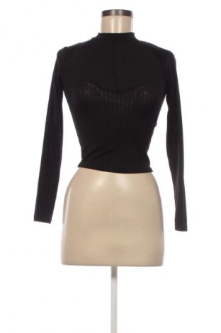 Damen Shirt Stradivarius, Größe S, Farbe Schwarz, Preis 10,11 €