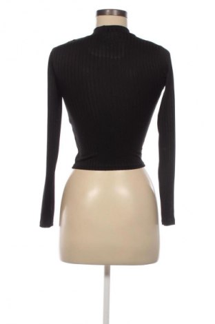 Damen Shirt Stradivarius, Größe S, Farbe Schwarz, Preis 10,11 €