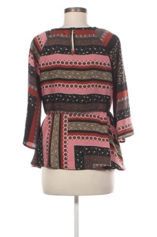 Дамска блуза Vero Moda, Размер M, Цвят Многоцветен, Цена 20,99 лв.