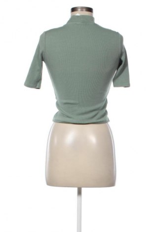 Дамска блуза Zara, Размер S, Цвят Зелен, Цена 11,99 лв.