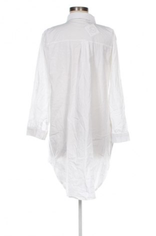 Дамска риза NEW COLLECTION, Размер M, Цвят Бял, Цена 41,00 лв.
