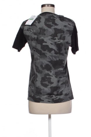 Dámské tričko Calvin Klein Jeans, Velikost L, Barva Černá, Cena  582,00 Kč
